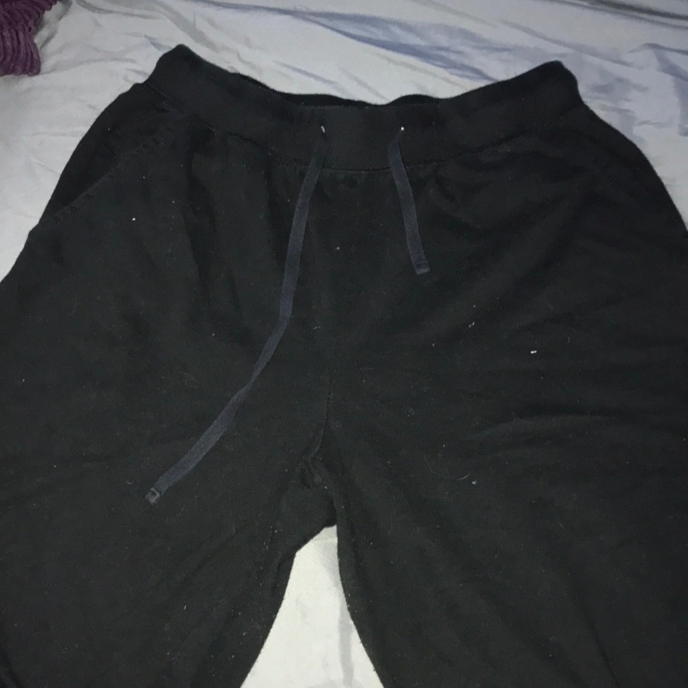 yoga pants